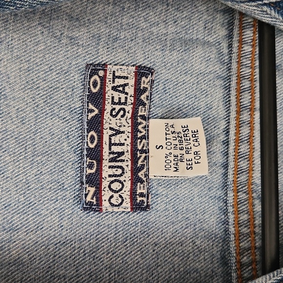 Women's Denim Vest - Picture 5 of 6